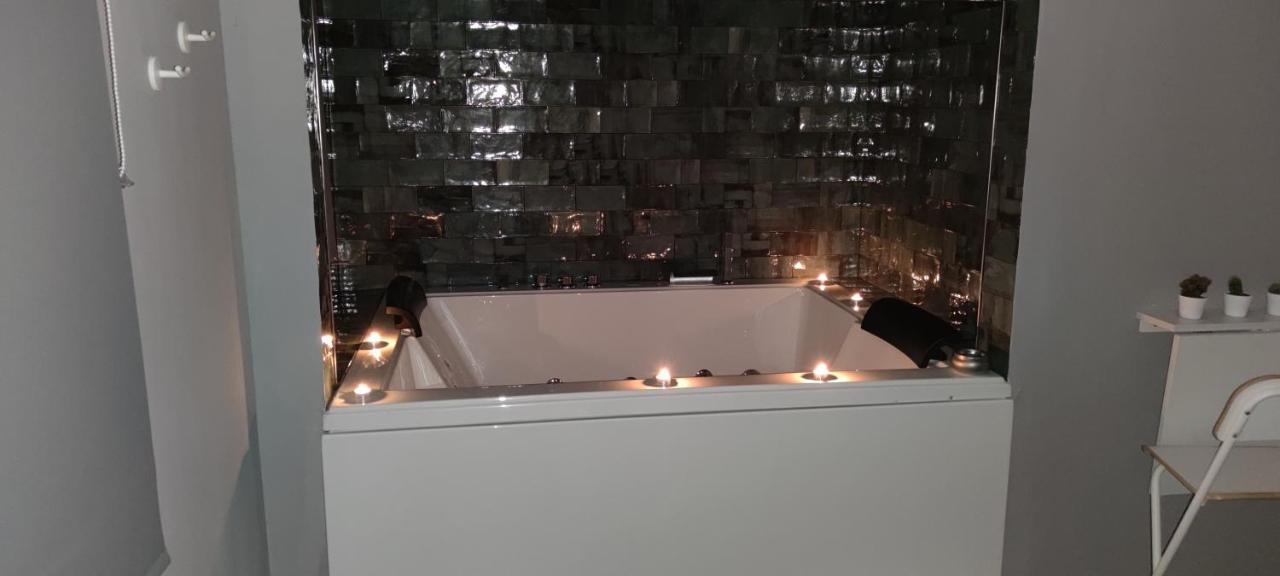 Latorre Jacuzzi Jerez Apartman Jerez de la Frontera Kültér fotó