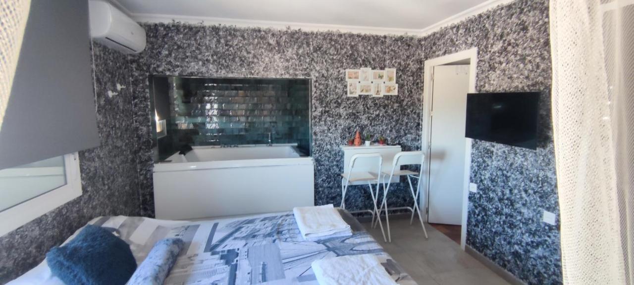 Latorre Jacuzzi Jerez Apartman Jerez de la Frontera Kültér fotó